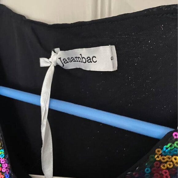 NWT women’s sequin top size Small - Picture 4 of 4